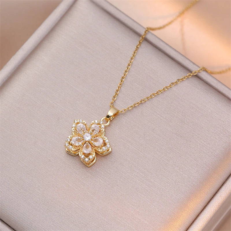 Korean Fashion Rotatable Crystal Flower Heart Pendant Necklaces for Women Stainless Steel Chokers Wedding Party Jewelry
