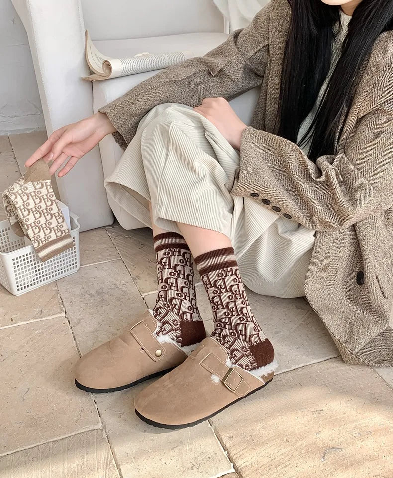 Socks Women Winter Wool Warm Socks French Style Letters Pattern Solid Color Designer Thick Middle Tube Socks Monogram