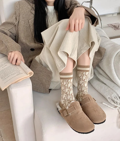 Socks Women Winter Wool Warm Socks French Style Letters Pattern Solid Color Designer Thick Middle Tube Socks Monogram