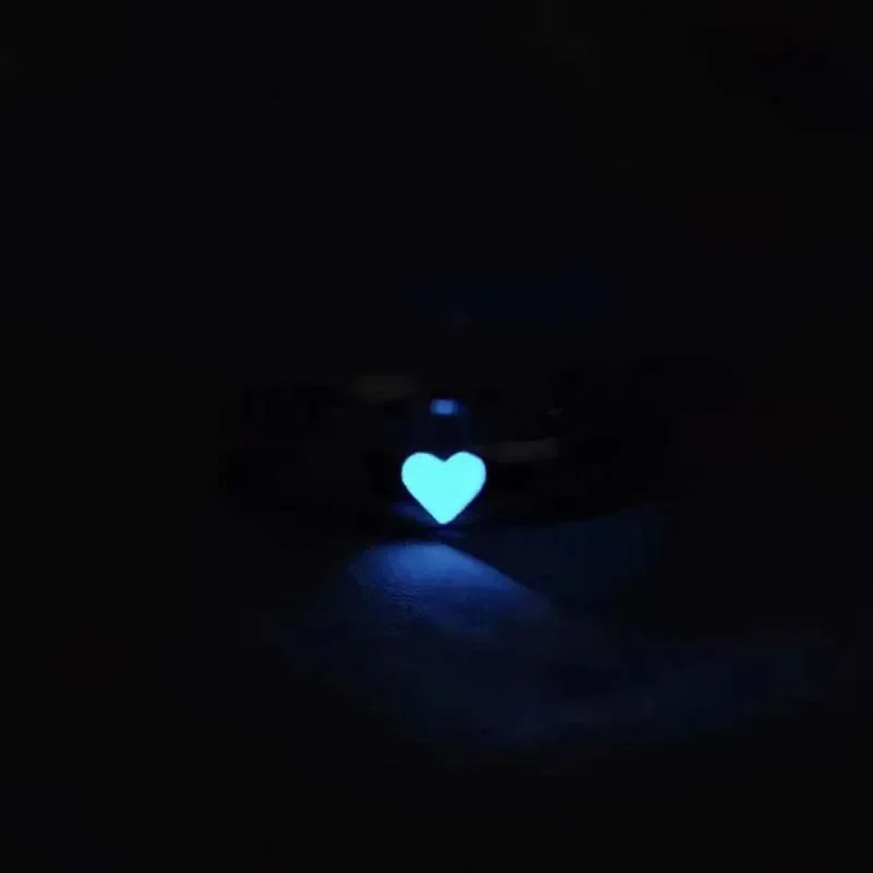 Fashion Blue Pink Love Heart Luminous Couple Ring for Women Men Vintage Glow In Dark Opening Adjustable Rings Jewelry Gifts