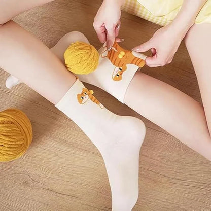 2/1Pair Funny Cotton Socks with Balls Soft Cotton Socks Breathable Cat Middle Tube Socks Novelty Gifts for Cat Lovers