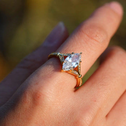 925 Silver 2CT Marquise Moissanite Ring Fine Jewelry Plated with 18k Gold Suitable for Gift Giving Anniversary Birthday Gift