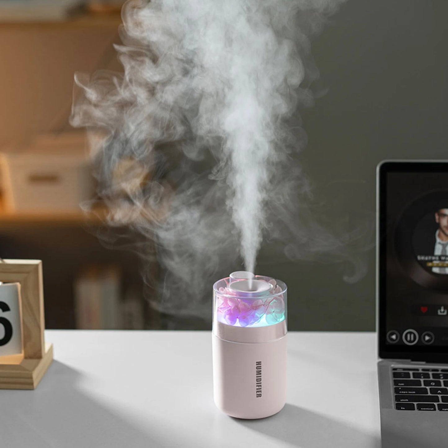 Mini Air Humidifier 180ML Portable Small Humidifier with 7 Colors Night Light Personal Humidifier for Home Bedroom Office Yoga