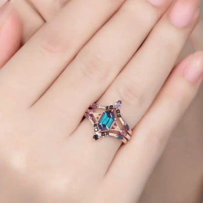 2 Sets of New Creative and Luxurious Women's Ring Sets, Inlaid with Synthetic Cubic Zirconia AValentine's Day Gift for Your Wife