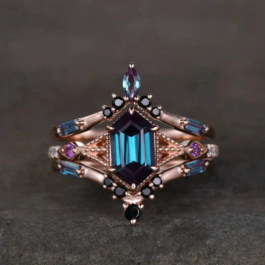 2 Sets of New Creative and Luxurious Women's Ring Sets, Inlaid with Synthetic Cubic Zirconia AValentine's Day Gift for Your Wife