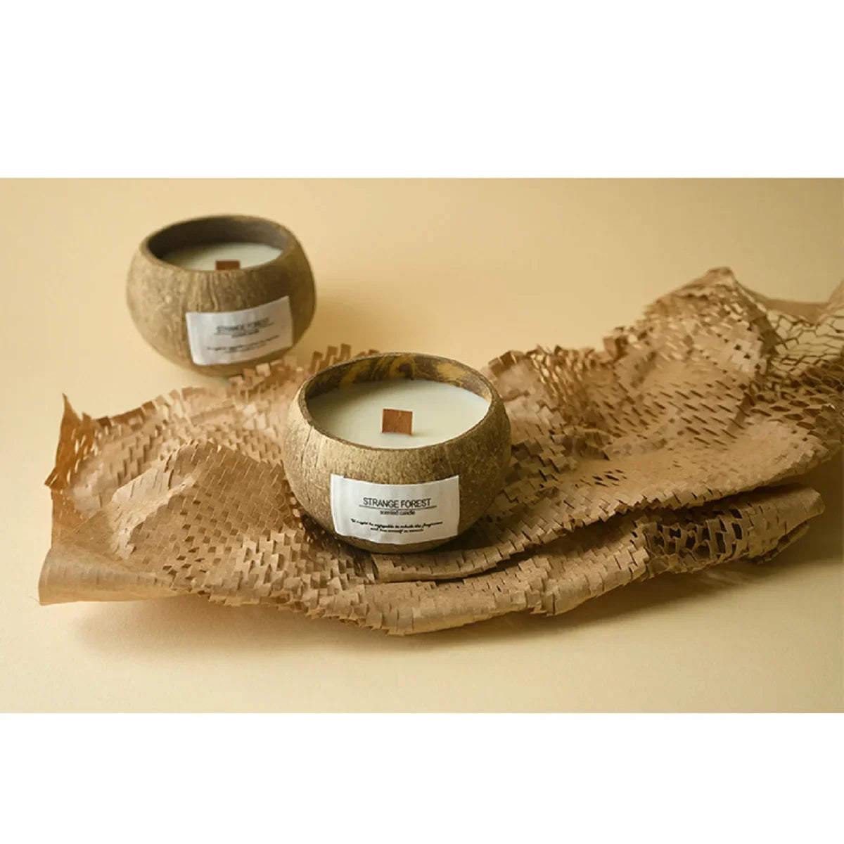 natural coconut shell scented candles, home fragrance Companion Hand Gift